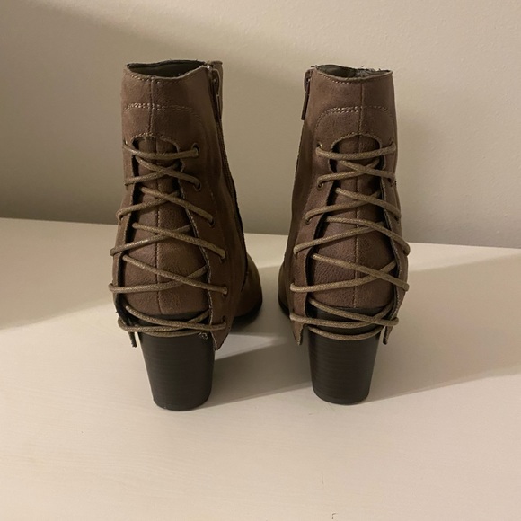 Taupe colored booties by Fergie - Picture 3 of 6